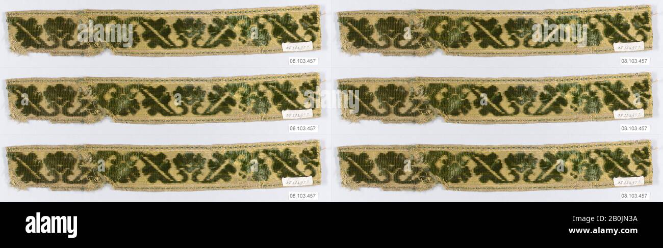 Galloon, Französisch, Anfang des 19. Jahrhunderts, Französisch, 10 3/4 x 1 1/2 Zoll, 27,3 x 3,8 cm, Textil-Besatz Stockfoto