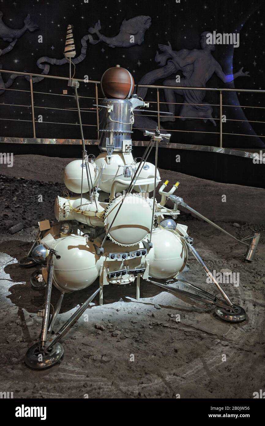 Luna 16 -Fotos und -Bildmaterial in hoher Auflösung – Alamy