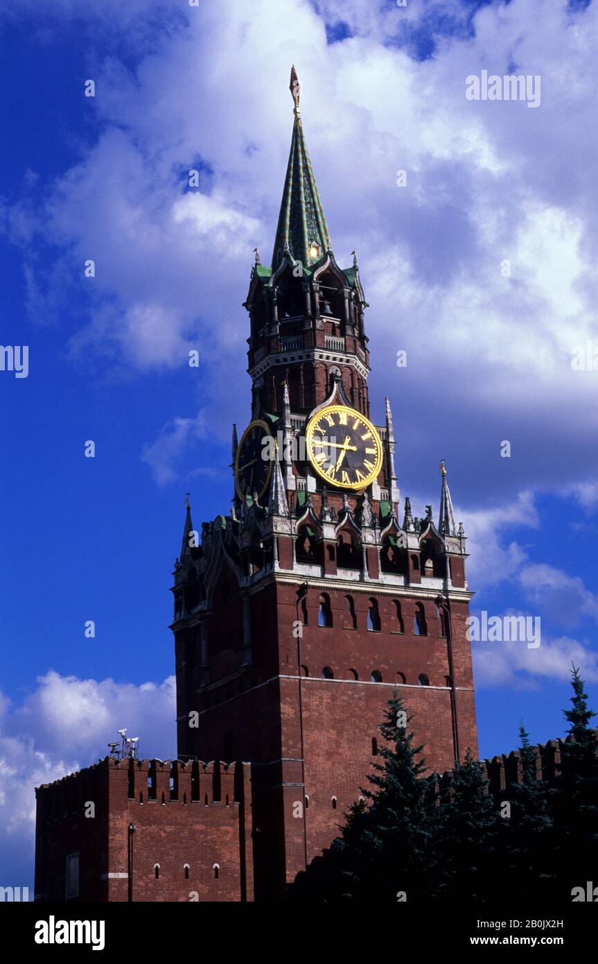 RUSSLAND, MOSKAU, ROTER PLATZ, SPASSKAYA-TURM Stockfoto