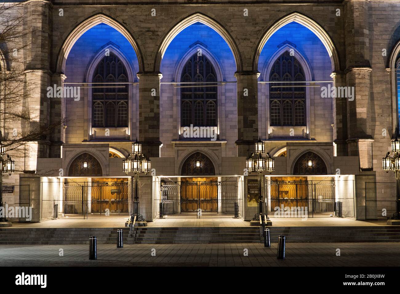 Notre-Dame-Basilika von Montreal in der Nacht Stockfoto