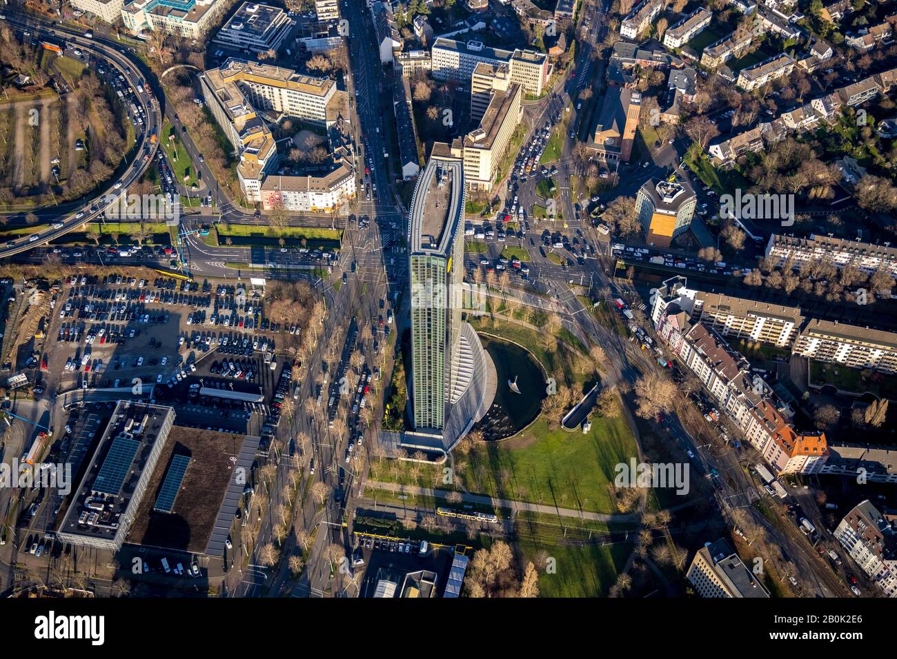 Luftbild, ARAG-Tower, Mörsenbroicher Ei, Düsseldorf, Rheinland, Nordrhein-Westfalen, Deutschland, ARAG, ARAG-Platz, ARAG-Versic Stockfoto