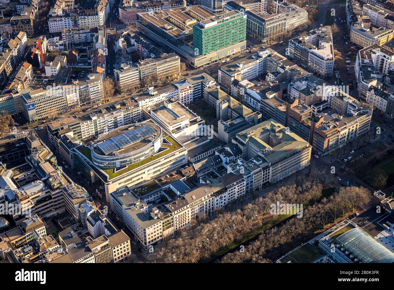 Luftbild, Bürokomplex Wirtschaftsgebäude Grünstraße, Düsseldorf, Rheinland, Nordrhein-Westfalen, Deutschland, DE, Europa, Geschäftsbuil Stockfoto