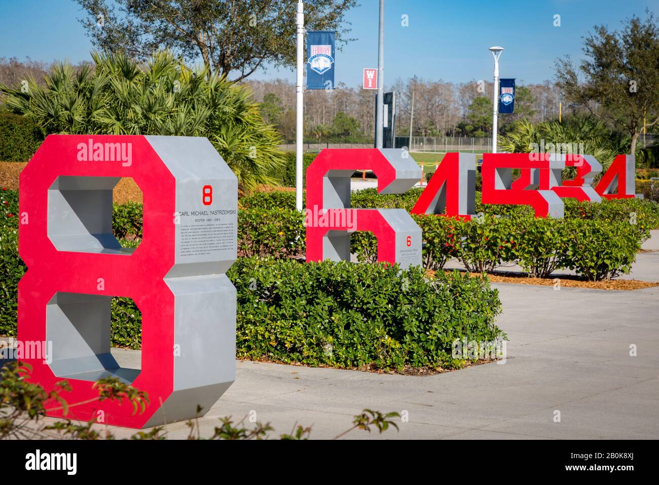 Die Anzahl der ehemaligen Spieler für die Boston Red Sox im JetBlue Park - Red Sox Spring Training Facility, Ft Myers, Florida, USA, wurde zurückgezogen Stockfoto