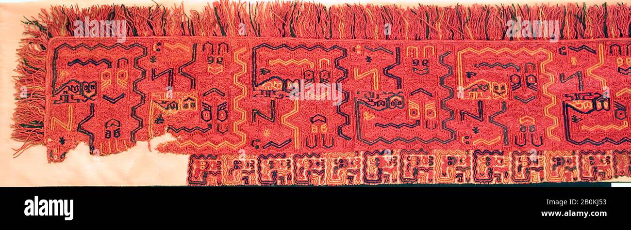 Mantelgrenze, Paracas, 5.-2. Jahrhundert v. Chr., Peru, Paracas, Camelid Hair, Cotton, L. (einschließlich Fransen) 110 Zoll. (279 cm), Textil-Backofen Stockfoto