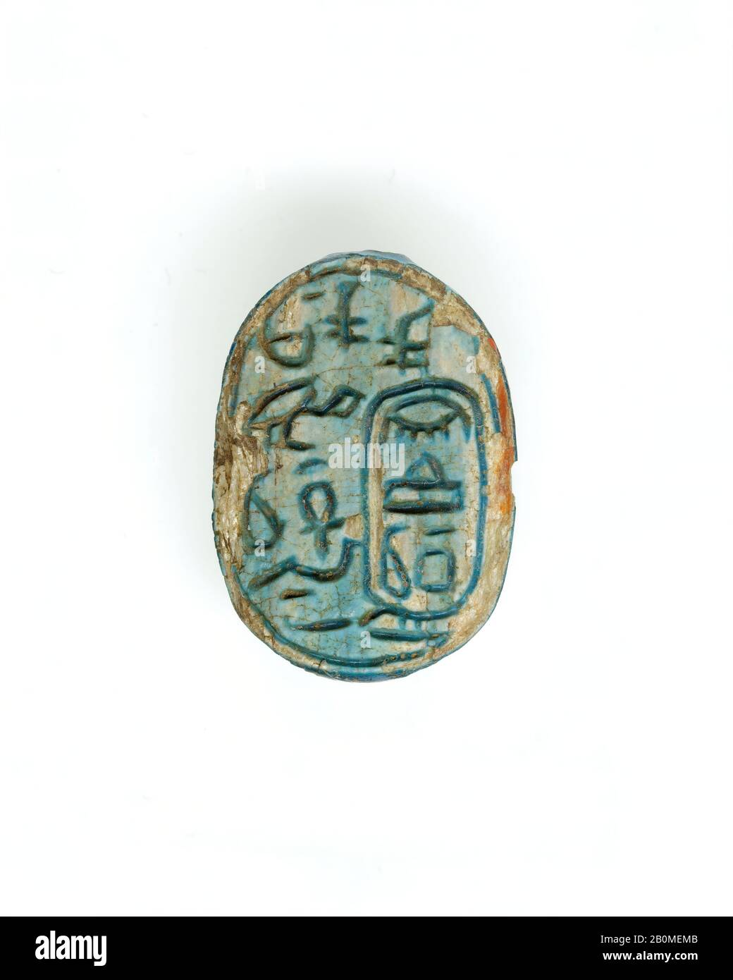 Scarab der König-Mutter-Königin Nebuhetepti, Spätes Mittelreich, Dynastie 13, Herrschaft Sobekhotep ?, Ca. 1802-1640 v. Chr., Aus Ägypten, Glasierter Steatit, L. 2,4 × W. 1,7 × H. 1 cm (15/16 × 11/16 × 3/8 in Stockfoto