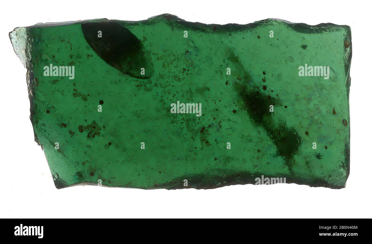 Fragment, Kreuzritter, 13. Jahrhundert, Kreuzritter, Glasmalerei, 13. 16 × 1 9/16 × 3/16 Zoll. (2 × 3,9 × 0,4 cm), Glass-Sad Stockfoto