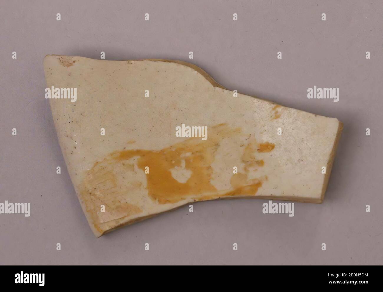 Fragment, 9. Bis 10. Jahrhundert, Saudi Arabien, Dhahran, Steingut; glasiert, Keramik Stockfoto