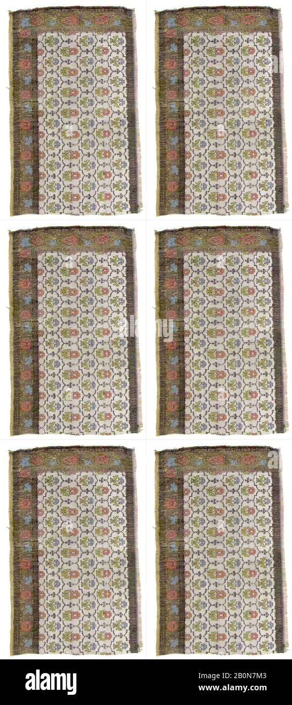 Fragment, 17. Jahrhundert, Hergestellt im Iran, Seide, Metallfaden, 8 1/4 x 13 1/8 Zoll. (21 x 33,3 cm), Textilien Stockfoto