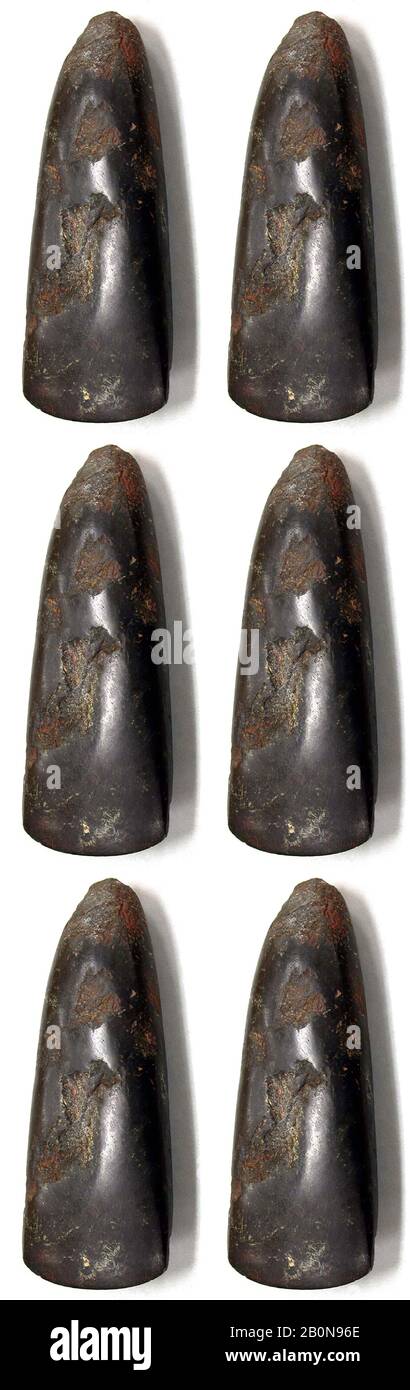 AX, Neuseeland, Neuseeland, Nephrite, L. 6 1/2 in. (16,5 cm); W. 2 5/8 Zoll (6,7 cm); D. 1 1/8 Zoll (2,9 cm), Jade Stockfoto