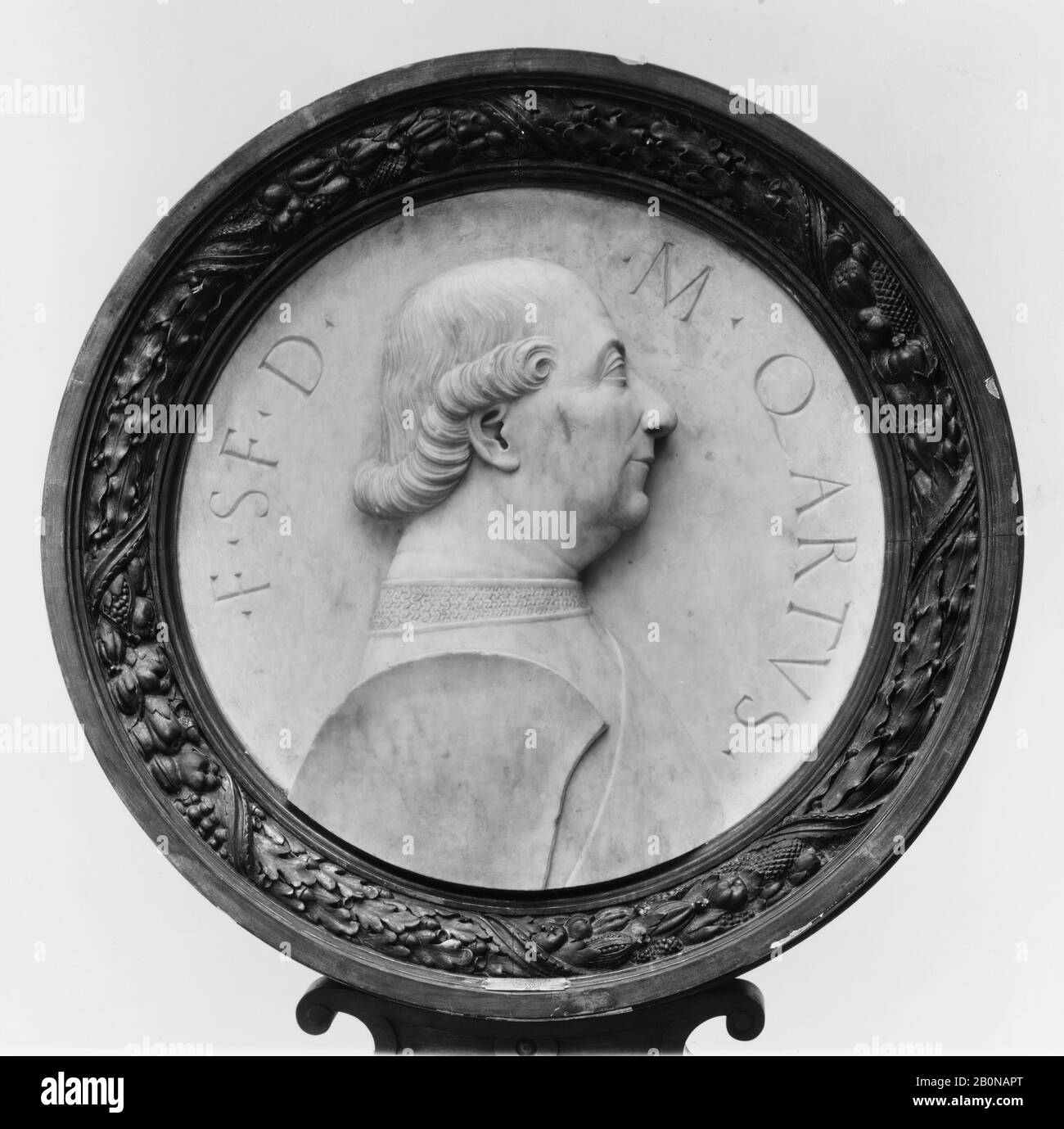 Francesco Sforza (1401-1466), vierter Herzog von Mailand (r. 1450-66), Italienisch, Mailand, spätes 15. Jahrhundert, Italienisch, Mailand, Candoglia-Marmor, Durchmesser (WT bestätigt): 21 3/8 Zoll, 72 lb. (54,3 cm, 32,659 kg), Skulptur Stockfoto