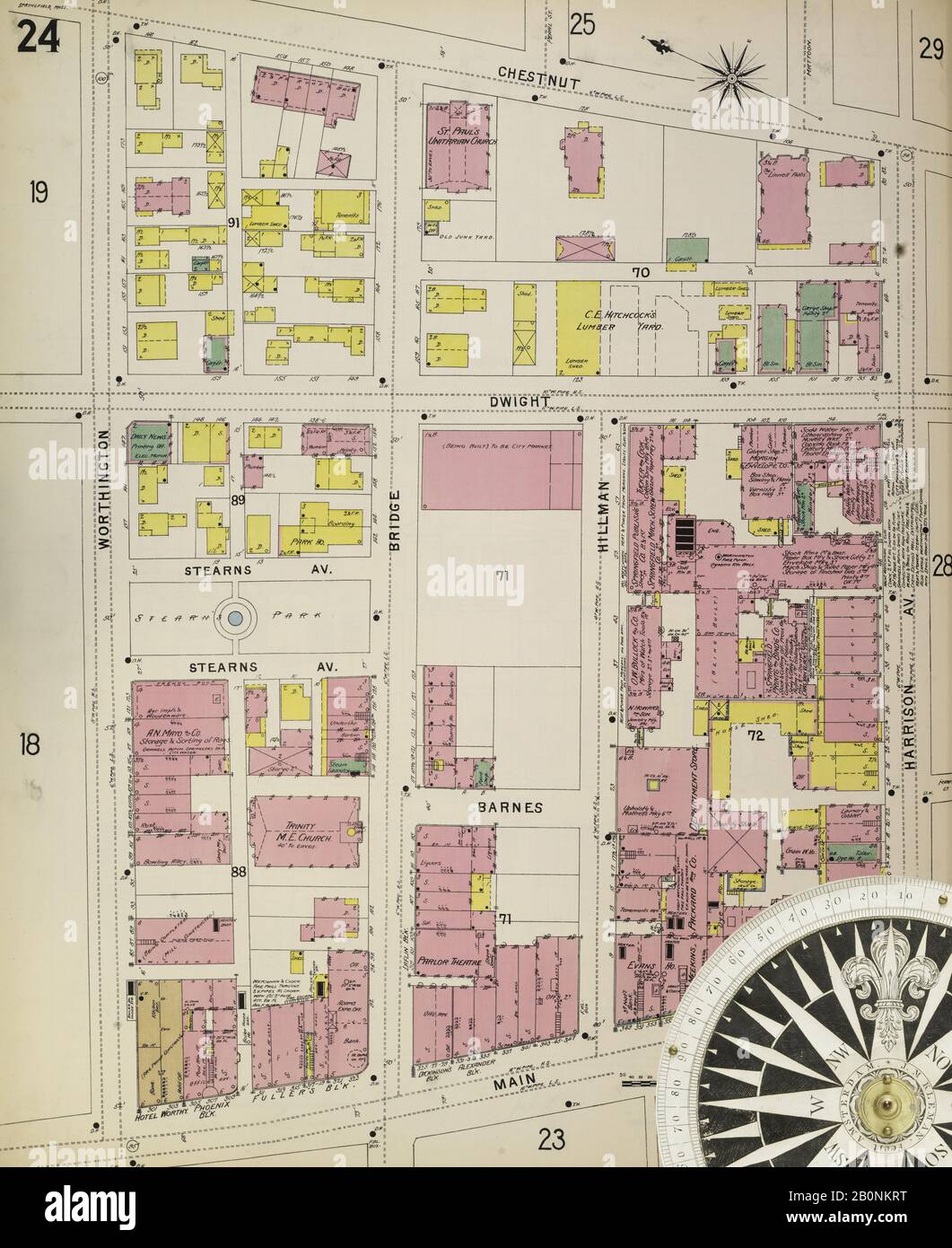 Bild 28 von Sanborn Fire Insurance Map aus Springfield, Hampden County, Massachusetts. Im Jahr 1896. 85 Blatt(e). 6 Skelettkarten, Amerika, Straßenkarte mit einem Kompass Aus Dem 19. Jahrhundert Stockfoto