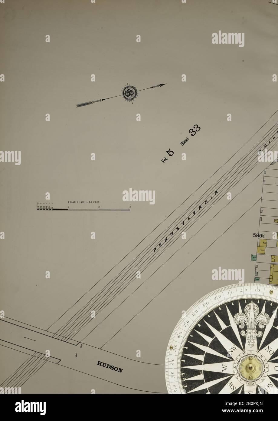 Bild 13 von Sanborn Fire Insurance Map aus Hudson Co., Hudson County, New Jersey. Bd. 3, 1896. 66 Blatt(e). Inklusive Jersey City. Doppeltgepaarte Platten mit den Nummern 1 - 31 und 11 Skeletonkarten. Bound, Amerika, Straßenkarte mit einem Kompass Aus Dem 19. Jahrhundert Stockfoto