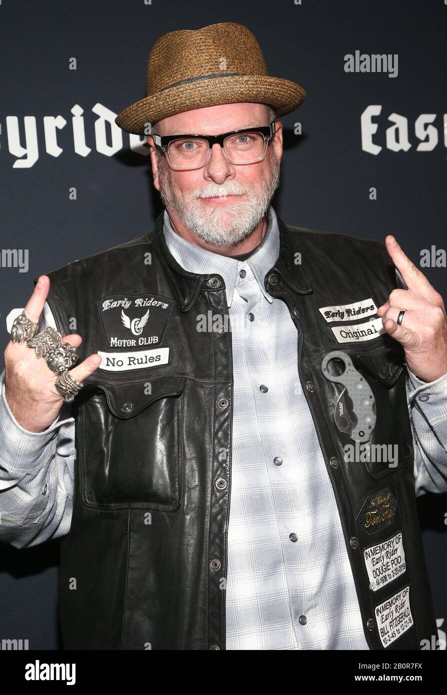 Los Angeles, Ca. Februar 2020. Brett "Big Schwag" Wagner feiert bei EASYRIDERS Die Markteinführung und Party zum 50-Jährigen Jubiläum der legendären Zeitschrift im Haus Der Maschinen in Los Angeles, Kalifornien am 20. Februar 2020. Kredit: Faye Sadou/Media Punch/Alamy Live News Stockfoto