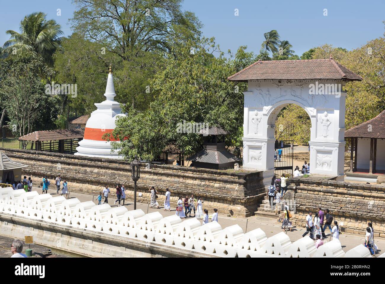 Kandy, Sri Lanka: 19.03.2019: Sri Dalada Maligawa buddhistischer Schrein mit verängstigtem Zahnrelikt von Budda. Stockfoto