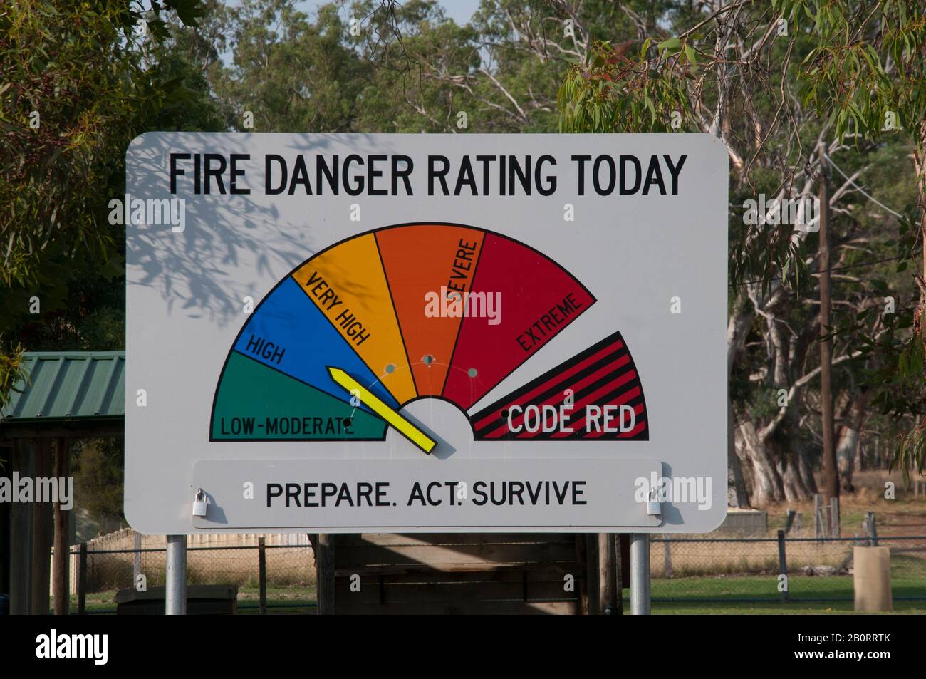 Brandgefahren-Kontrollleuchte in Apsley, einer kleinen viktorianischen Landstadt, Australien Stockfoto