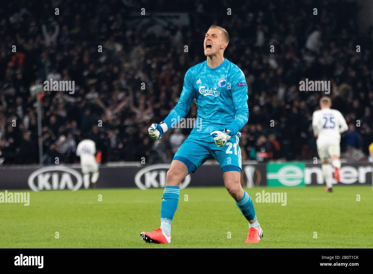 Kopenhagen, Dänemark. Februar 2020. FC Kopenhagen-Torhüter Karl-Johan Johnsson (21) beim UEFA Europa League-Spiel zwischen dem FC Kopenhagen und Celtic im Telia Parken in Kopenhagen gesehen. (Foto Credit: Gonzales Foto/Alamy Live News Stockfoto