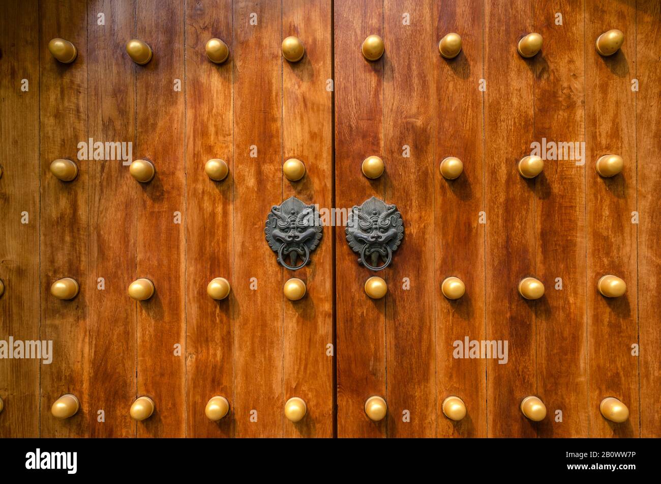 Door, Jing'an Temple, Shanghai, China, Asien Stockfoto
