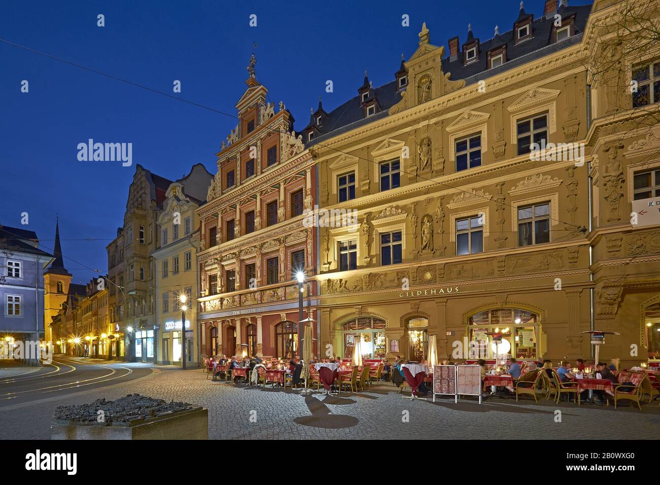 Haus zum weiten Herd und Gildehaus mit Blick auf die Marktstraße in Erfurt, Thüringen, Deutschland, Europa Stockfoto
