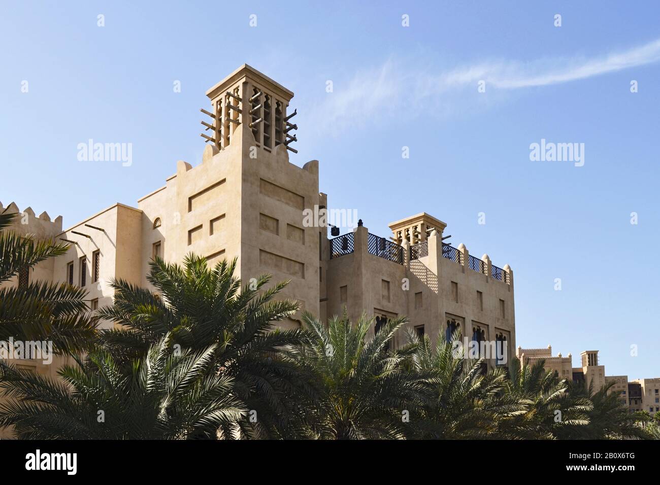 Architektur, Windtürme, historisch, Souk Madinat, Jumeirah, Emirat Dubai, Vereinigte Arabische Emirate, Arabische Halbinsel, Naher Osten, Stockfoto