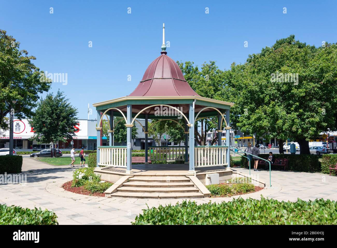 Historischer Bandstand am Memorial Square, Murray Street, Colac, Western District, Victoria, Australien Stockfoto