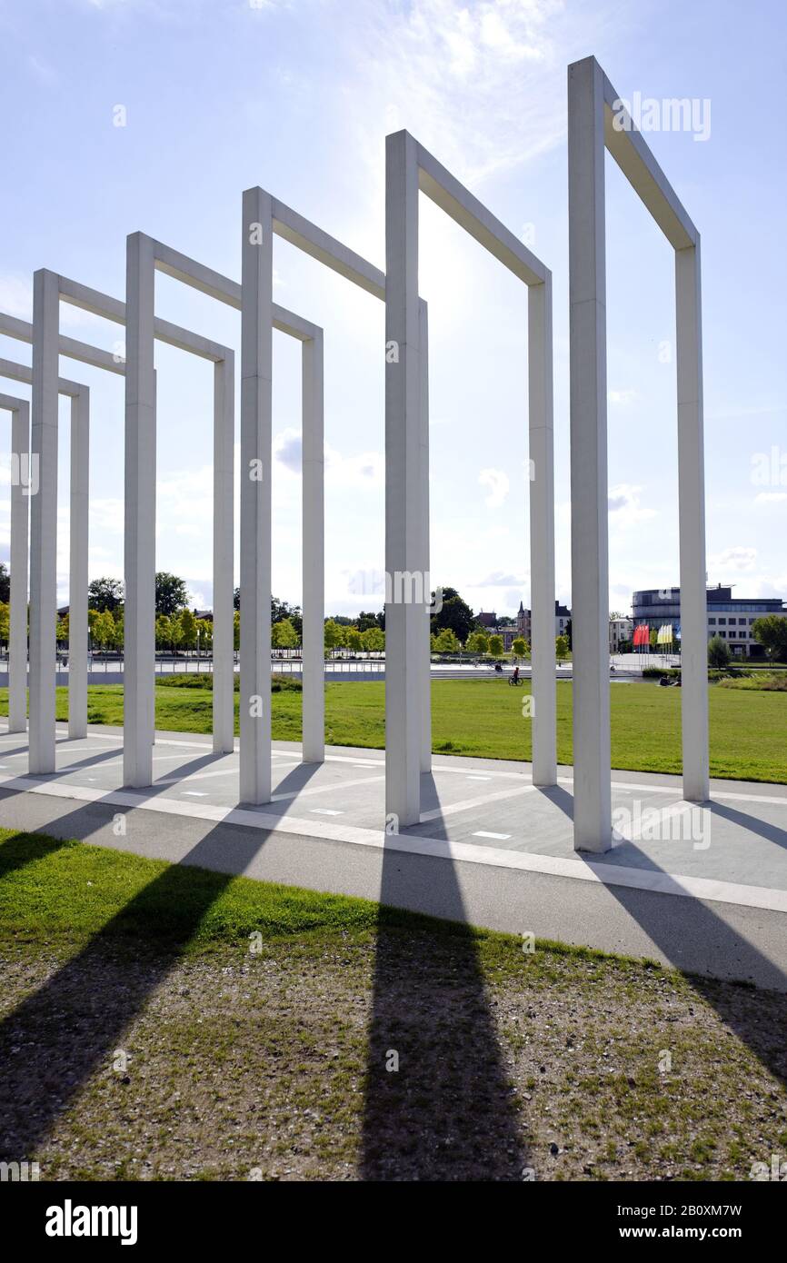 Allee der Himmelstore, Bertha-Klingberg-Platz, Schwerin, Mecklenburg-Vorpommern, Deutschland, Stockfoto