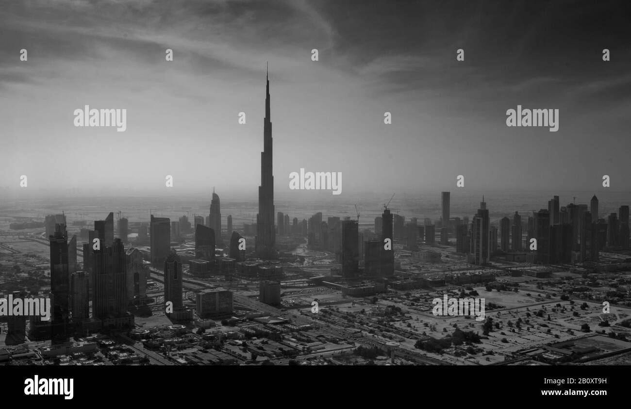 Downtown Dubai mit Burj Khalifa, Vereinigte Arabische Emirate, Stockfoto