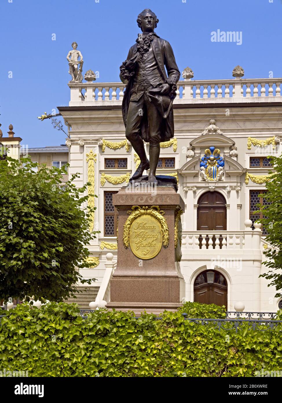 Goethe-Denkmal vor der alten Handelsbörse in Leipzig, Sachsen, Deutschland, Stockfoto