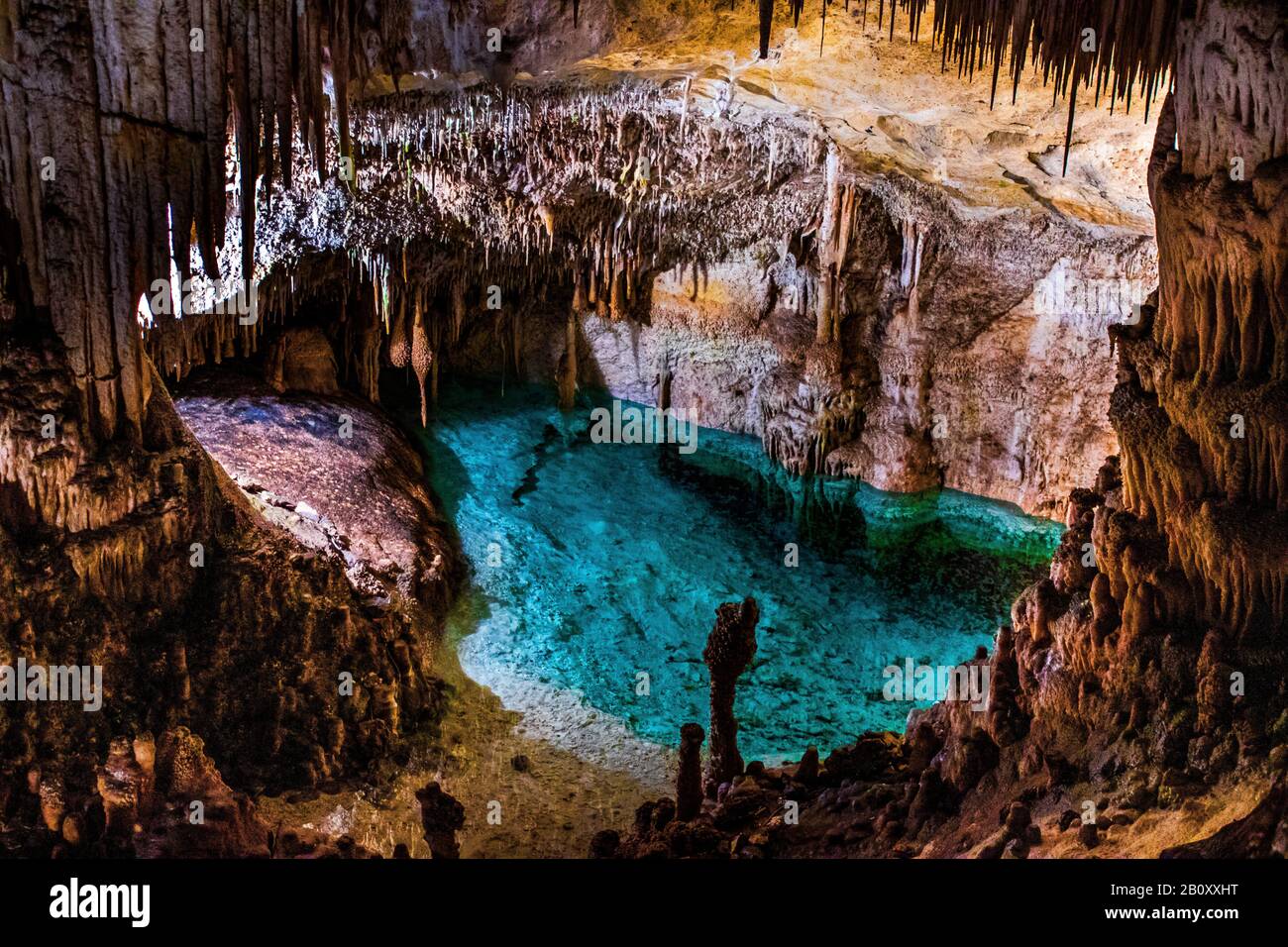 Höhlenkove del Drac, Höhlen von Drach und unterirdischer See, Spanien, Balearen, Mallorca, Porto Christo Stockfoto