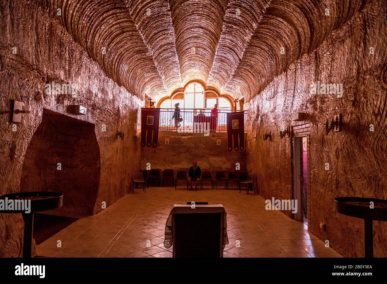 Die Kirche des heiligen Elijah, der Prophet, ist die serbisch-orthodoxe Kirche in Coober Pedy. Eine beliebte Touristenattraktion wegen der U-Bahn-Lage. Stockfoto