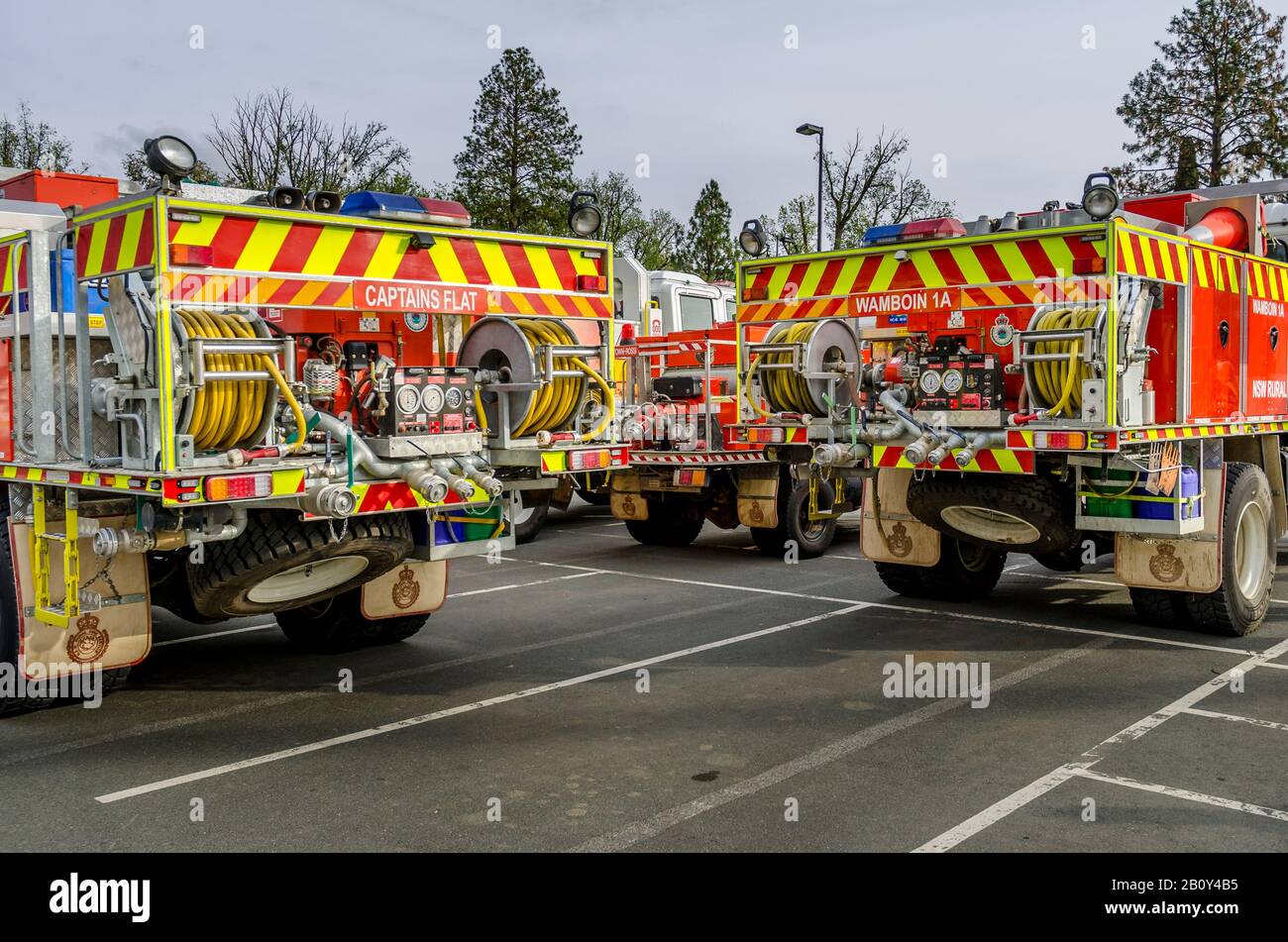 Der Bungendore Kühlschrank wurde am Straßenrand in Bungendore während der Bushfires eingerichtet, damit die Feuerwehrleute Getränke und Lebensmittel erhalten. Stockfoto