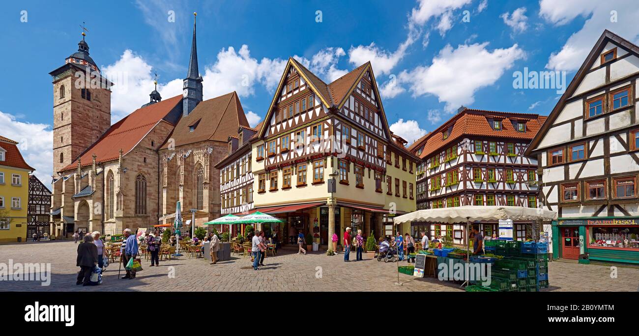 Altmarkt mit der St.-Georgs-Kirche in Schmalkalden, Thüringen, Deutschland, Stockfoto