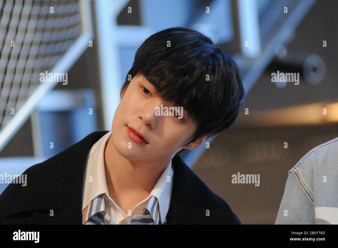 New York City, Vereinigte Staaten. Februar 2020. Lee Minhyuk von der Monsta X Band besucht das Empire State Building in New York City. Credit: Sopa Images Limited/Alamy Live News Stockfoto