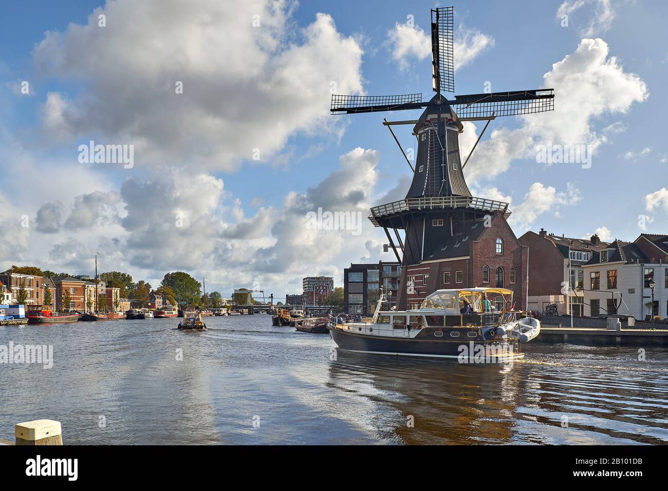 Adriaan Windmühle in Haarlem, Nord Holland, Niederlande Stockfoto