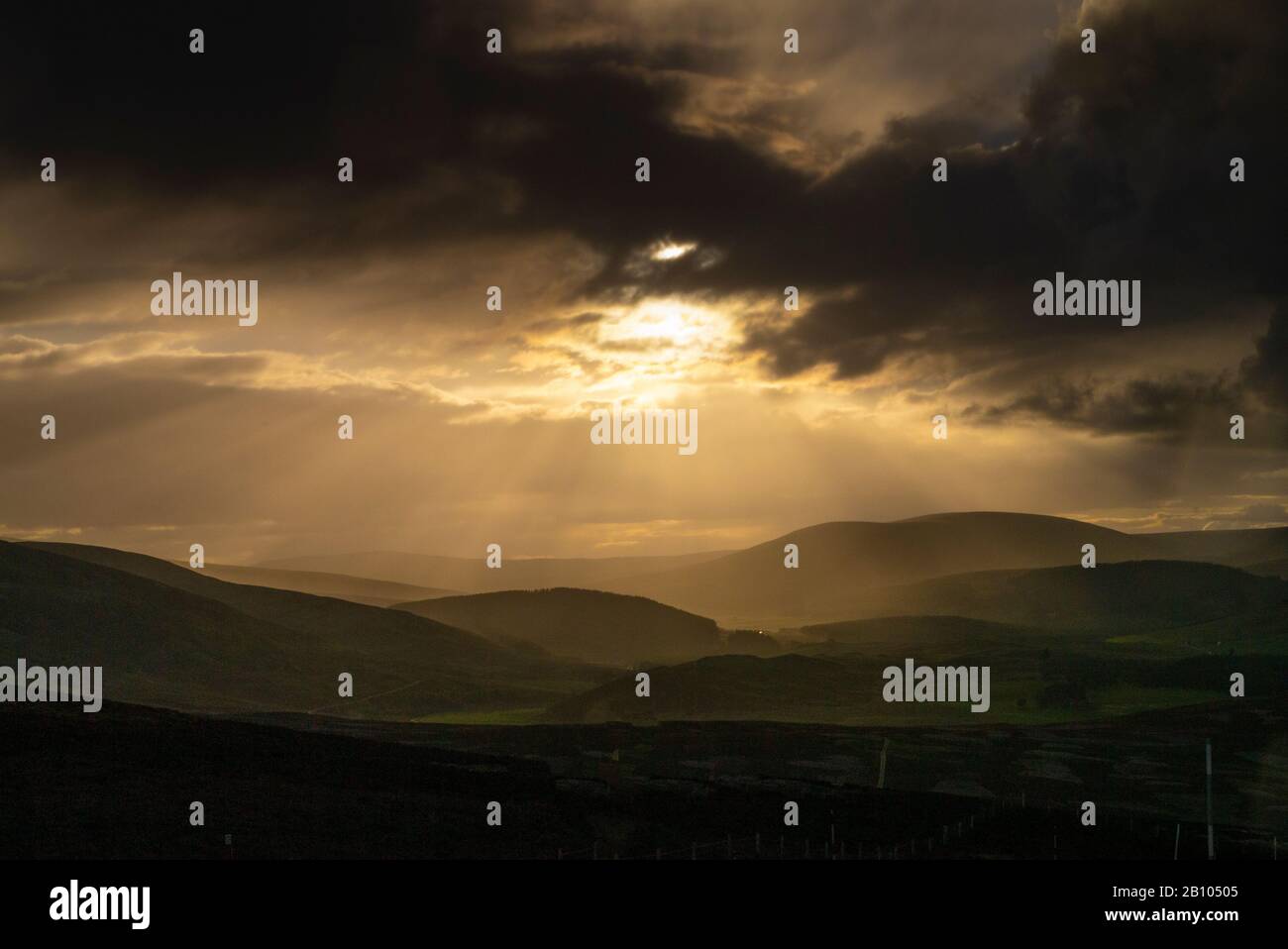 Magische Landschaft in den schottischen Highlands in der Nähe von Royal Deeside/Cairngorms National Park Scotland UK Stockfoto