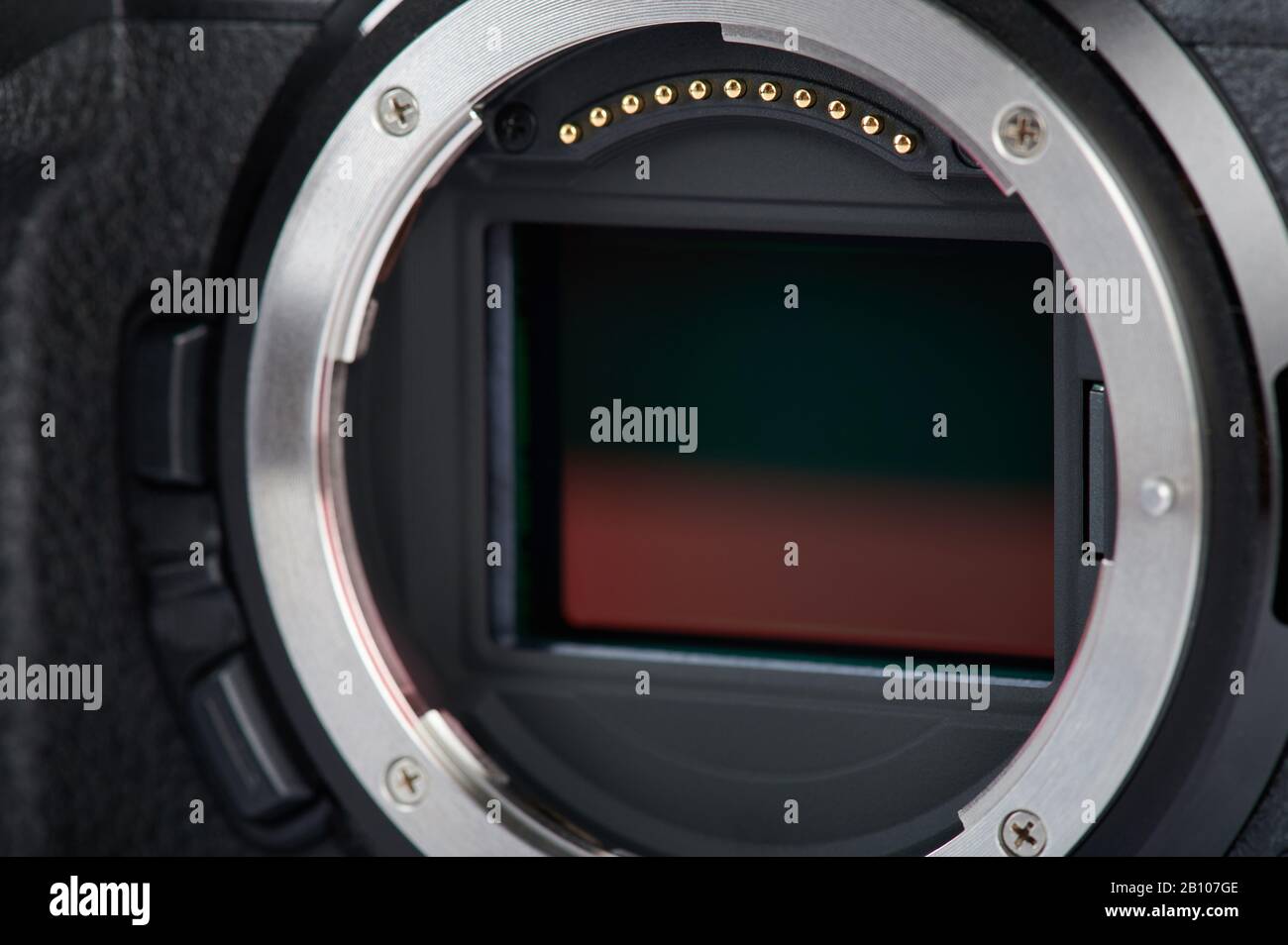 Objektivfassung für die Aufnahmen mit einer spiegellosen Digitalkamera Stockfoto