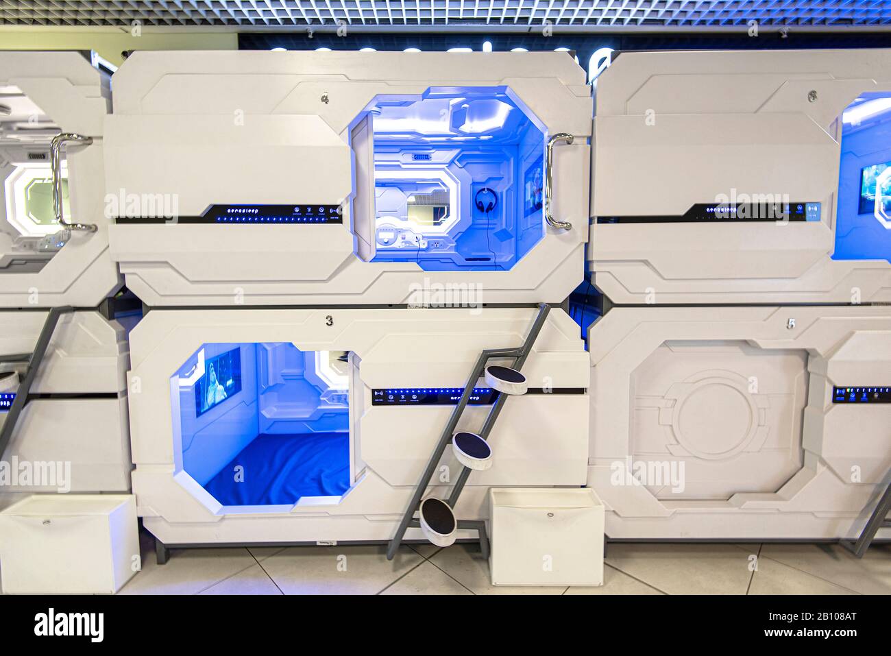 Moskau - DEC 27: Capsel Hotels, Sheremet'evo Airport in Moskau am 27. Dezember. 2019 in Russland Stockfoto