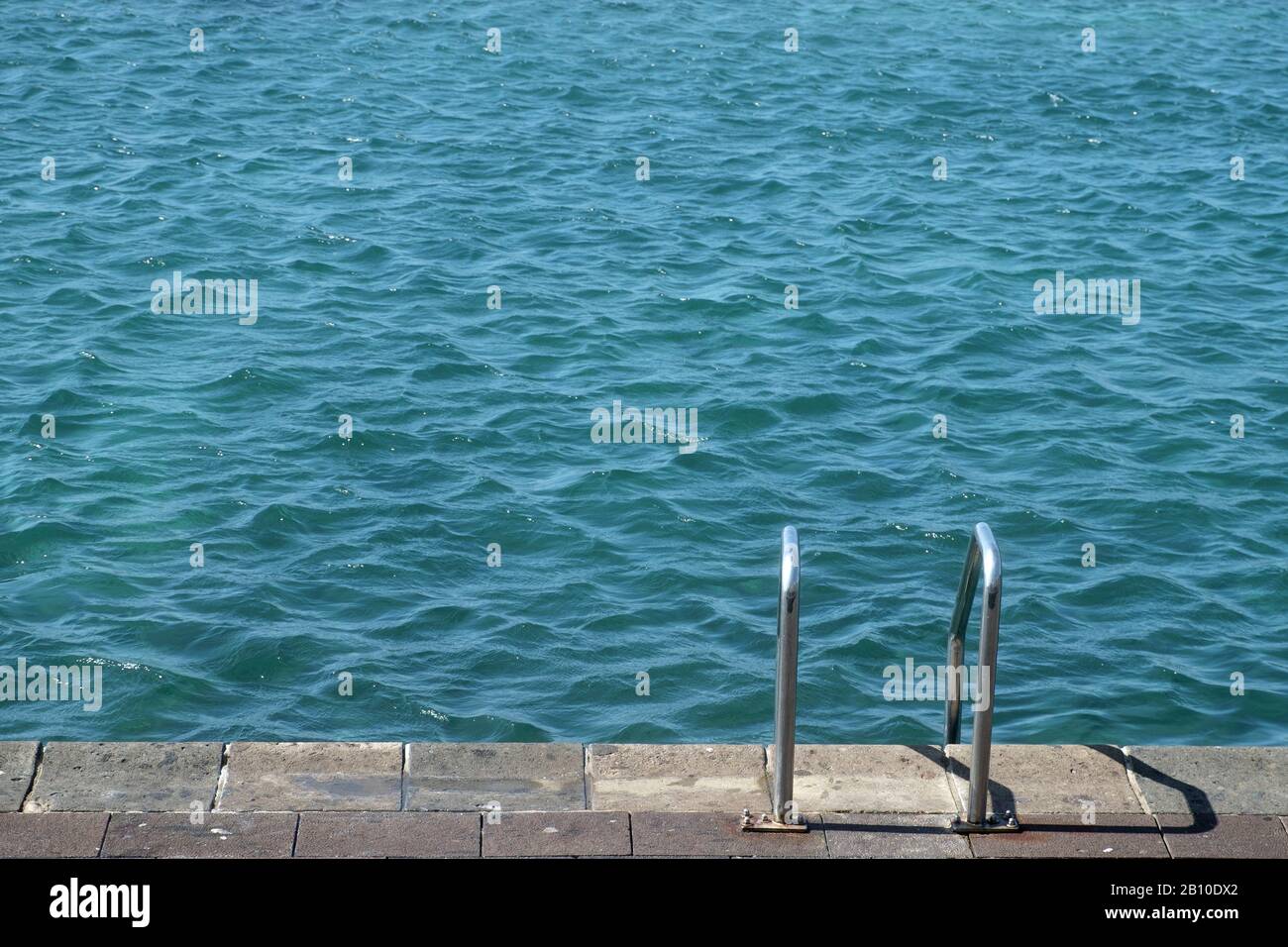 Meerwasser-Schwimmbad, Bajamar, Teneriffa, Spanien Stockfoto