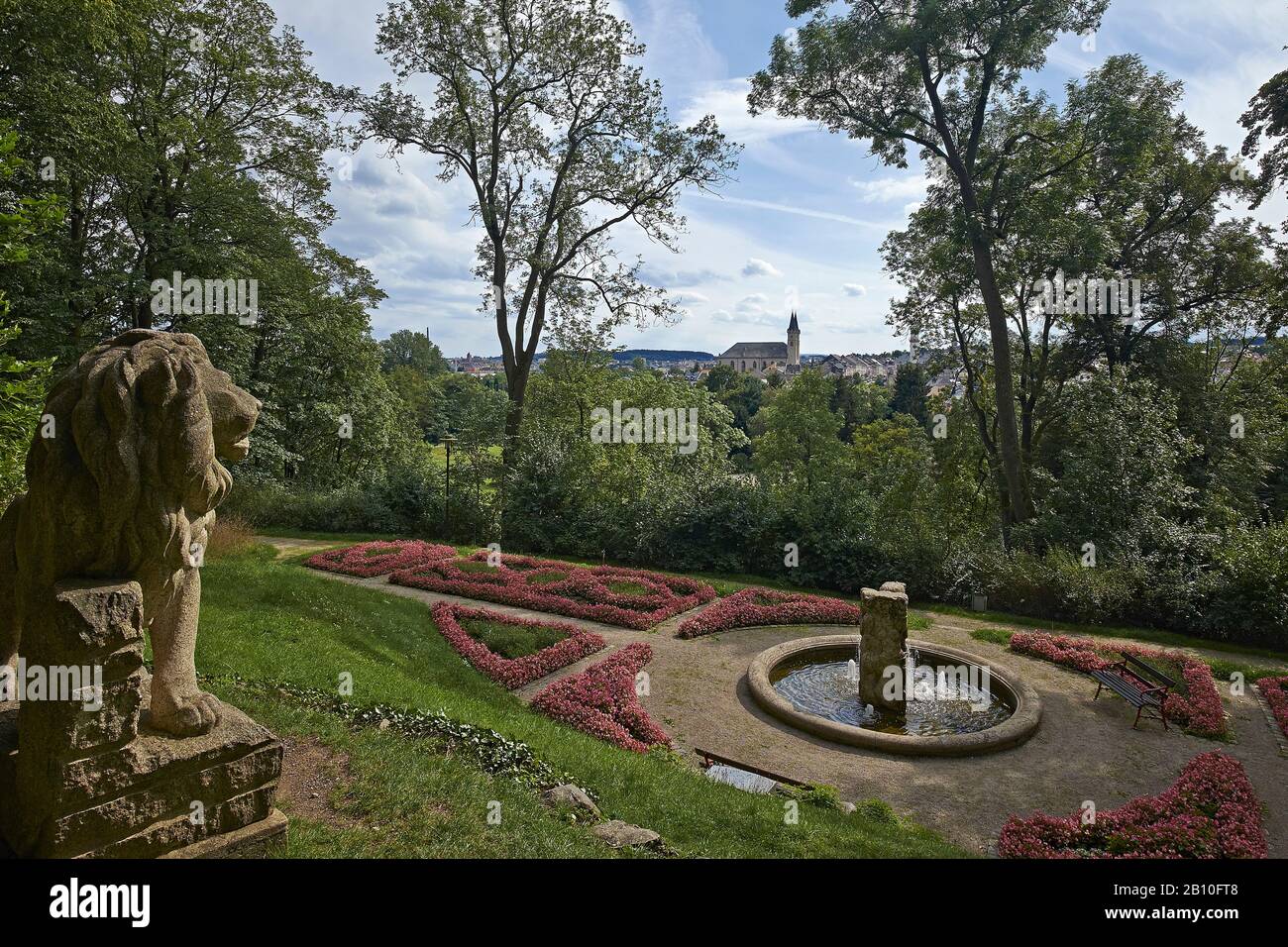 Blick vom Theresienstein im Bürgerpark auf Hof (Saale), Oberfranken, Bayern, Deutschland Stockfoto