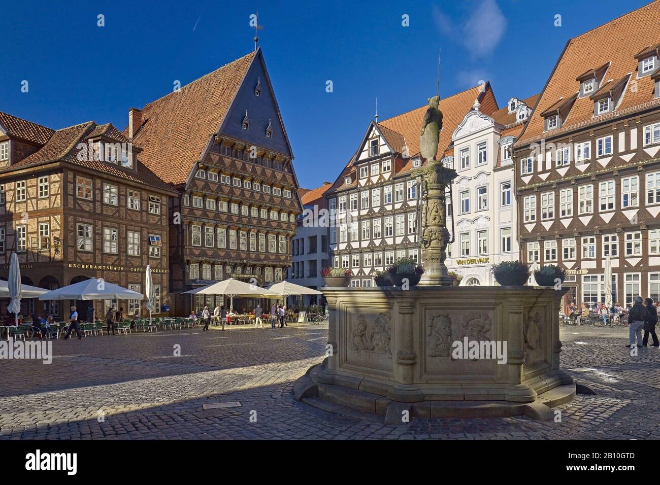 Markt in Hildesheim mit Knochenhauseramtshaus, Stadtschänke, Wollenwebergildehaus, Niedersachsen, Deutschland Stockfoto