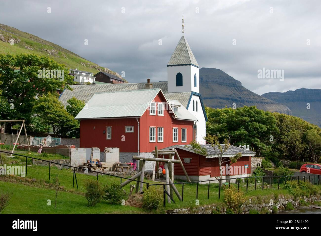 Kirche in Kvivik, Dänemark, Färöer, Streymoy, Kvivik Stockfoto