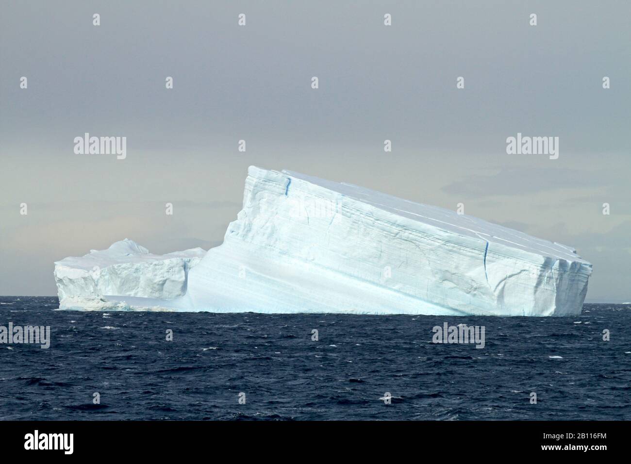 Eisberg im Weddell-Meer, Antarktis, Weddell-Meer Stockfoto
