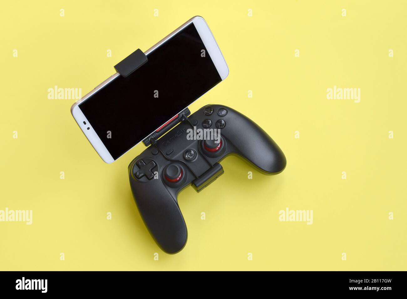 Java Phone Gamepad Java und kharkov -Fotos und -Bildmaterial in hoher Auflösung – Alamy