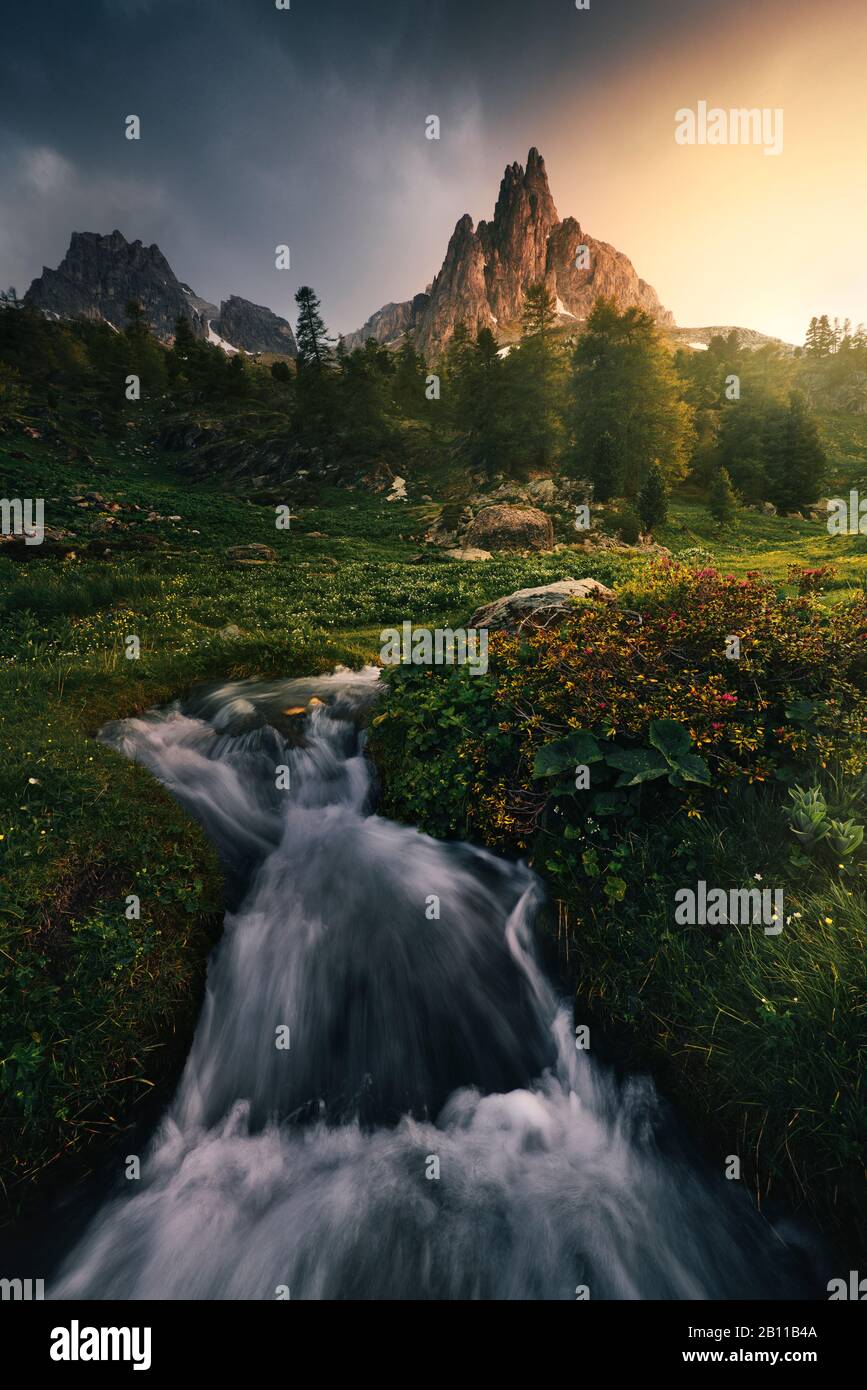 Bergbach, Hautes Alpen, Südfrankreich, Frankreich, Europa Stockfoto