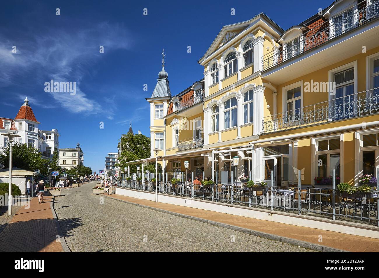 Die Seestraße im Ostseebad Bansin, Usedom, Mecklenburg-Vorpommern, Deutschland Stockfoto