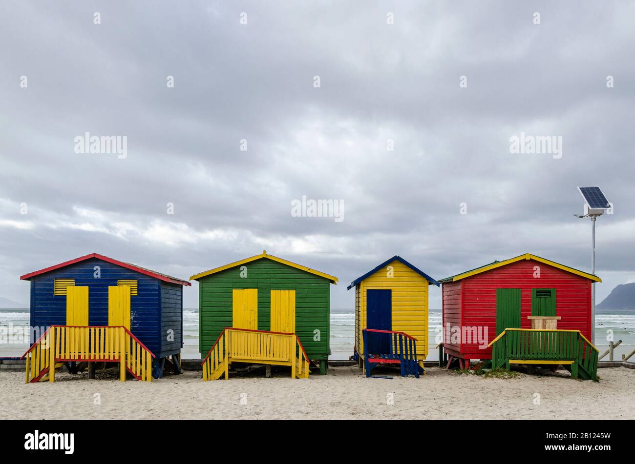 Bunte Umkleidekabinen, Muizenberg, Kapstadt, Westkappo, Südafrika, Afrika Stockfoto