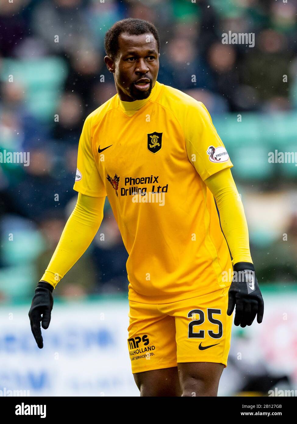 Easter Road, Edinburgh, Großbritannien. Februar 2020. Scottish Premiership Football, Hibernian versus Livingston; Efe Ambrose of Livingston gibt sein Debüt Credit: Action Plus Sports/Alamy Live News Stockfoto