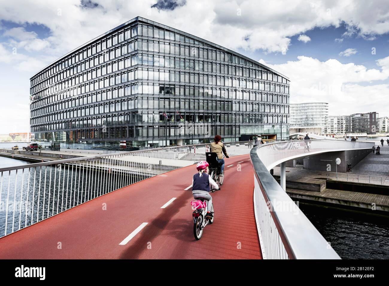 Cykelslangen Fahrrad Brücke, Havneholmen, Kopenhagen, Dänemark Stockfoto