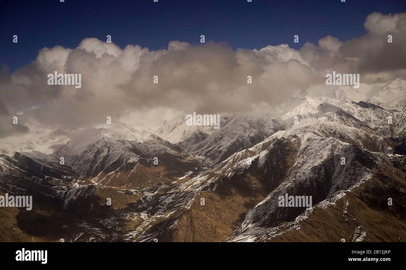Luftbild der Berge um LEH, Ladakh, Jammu und Kashmir, Himalaya, Indien Stockfoto