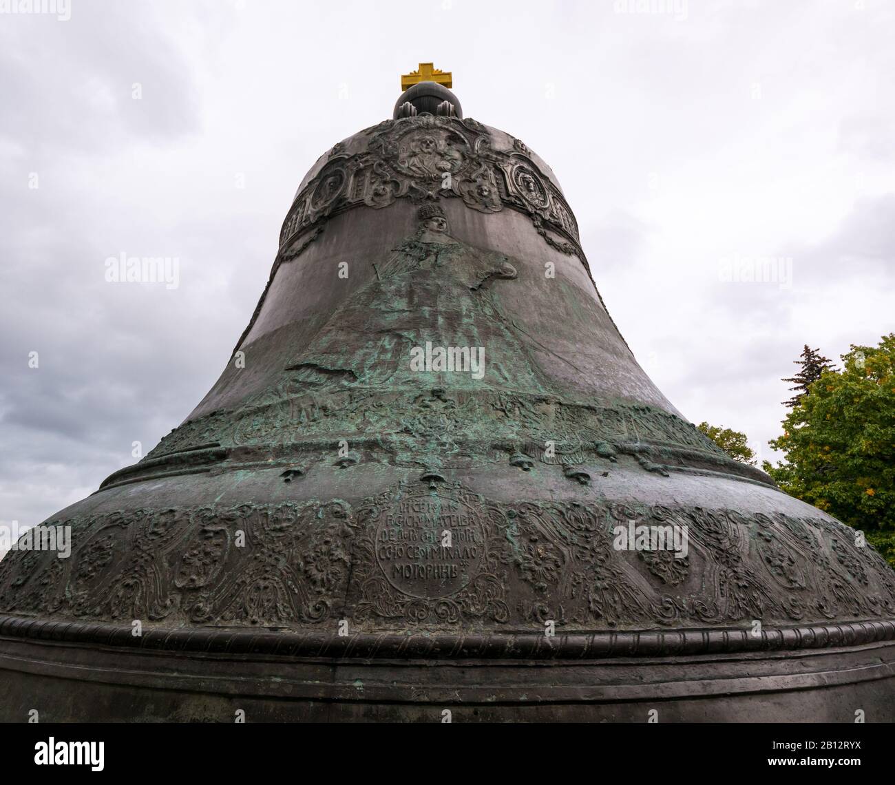 Größte Bronzeglocke der Welt, Zar-Bell oder Königsglocke, Kreml, Moskau, Russische Föderation Stockfoto
