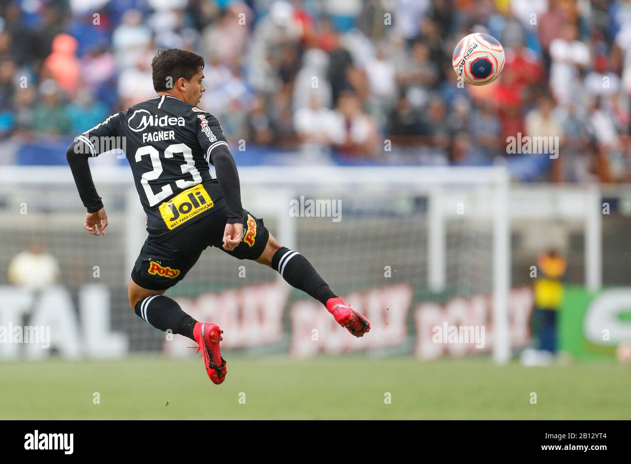 Diadema, Brasilien. Februar 2020. Fagner während eines Spiels zwischen Água Santa x Corinthians in der Arena Inamar in Diadema, SP. Das Spiel gilt für die 7. Runde der Paulista 2020-Meisterschaft. Kredit: Ricardo Moreira/FotoArena/Alamy Live News Stockfoto